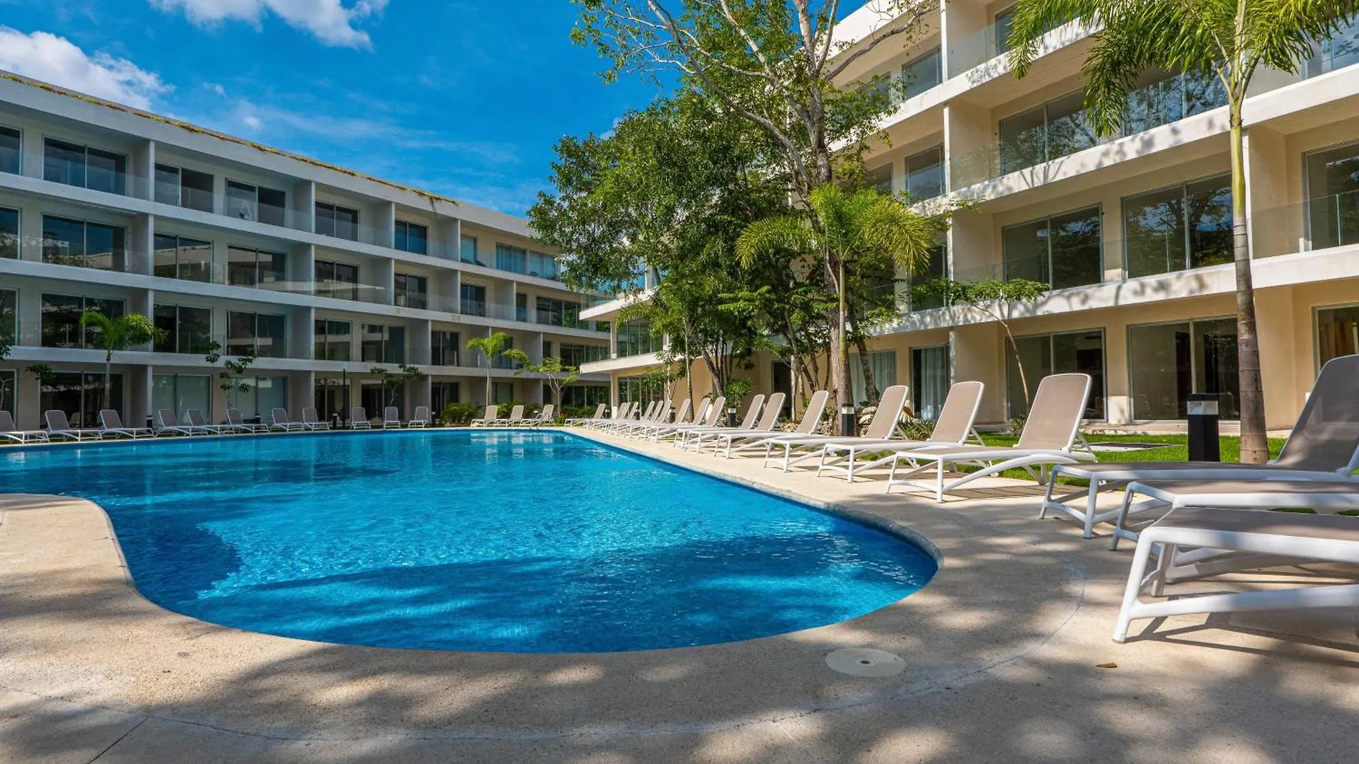 Emerald Escape Tl B103 Playa del Carmen 0*,